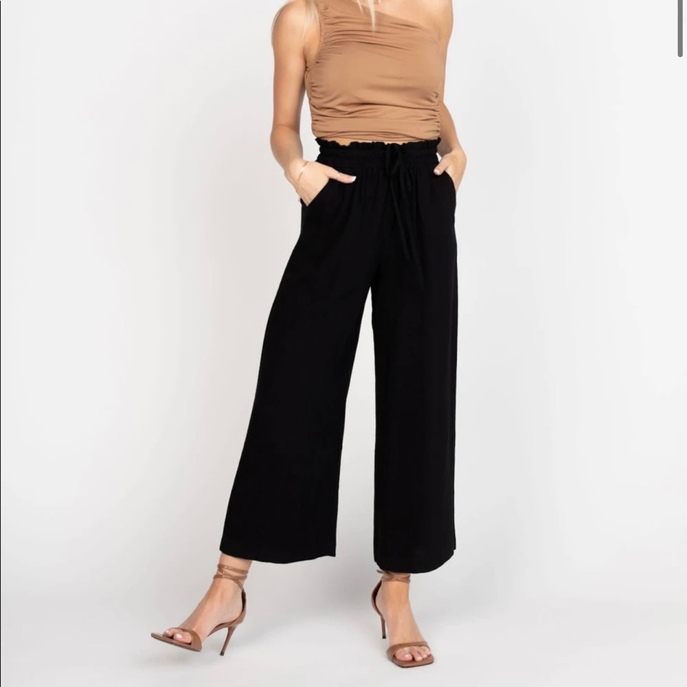 Kittenish Taryn Black Paper Bag Cropped Pants